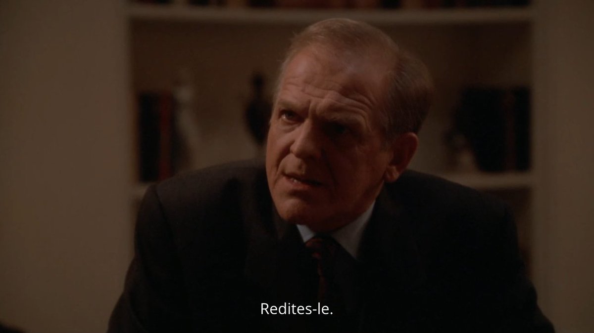 Fin de s1e19, on sentait que ça le titillait depuis un moment, et Sorkin sort de sa manche une autre fin en apothéose, dont il écrit le crescendo comme un film de sport, genre autour duquel il a toujours musardé, de SPORTS NIGHT à MONEYBALL, pour accoucher d'un slogan imparable.