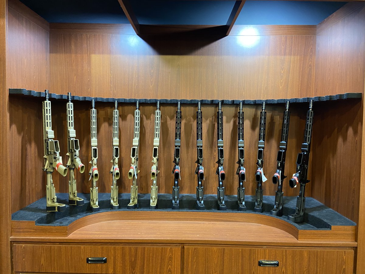 ShrpShootersUSA's tweet photo. New firearms arriving daily.....today's shipment included Springfield pistols and rifles #sharpshootersusa #staysharp #springfieldarmory #springfield #atlanta #indoorgunrange #VisitRoswellGA https://t.co/Yo0KYX2zAZ