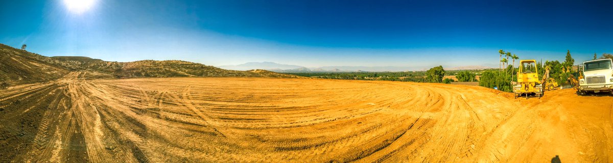 AecMorenoCorp's tweet photo. The house pad and compaction is ready 😎
Have a great Tuesday!

#earthmoving #excavation #earthmovingdaily #Grading #heavyequipment #heavyequipmentlife #heavyequipmentoperator #heavyequipmentmechanic #earthmovers #earthmover #awesomeearthmovers #backhoe #backhoeloader #excavator https://t.co/v3t9HHATNr