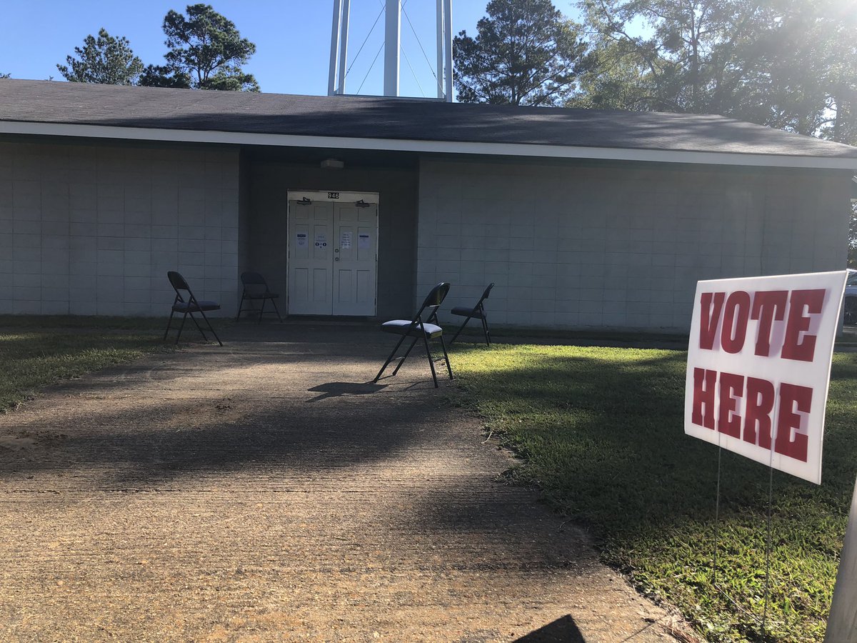 This is Sontag, MS. At the NOLA precincts, two trailers attached perpendicularly, black residents vote at one and whites at the other, I’m told, due to districting. “You watch,” one poll worker told me in a very, very quiet voice.