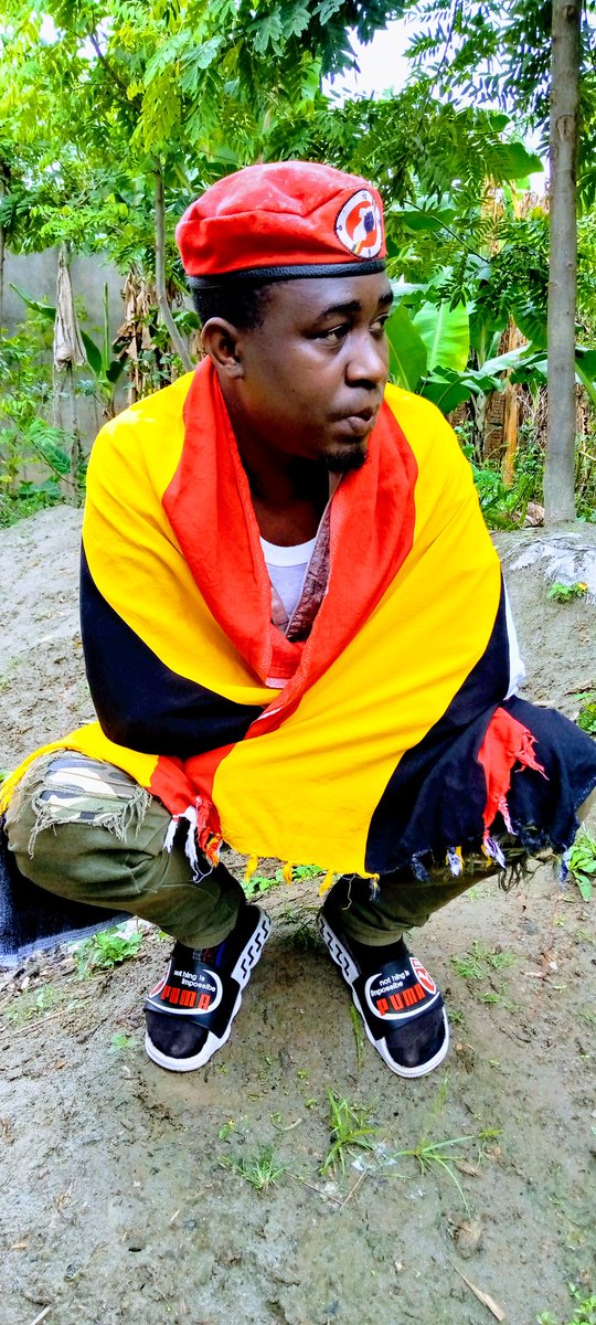 blak_sir's tweet photo. #its Been A clourful Tuesday Red Tuesday 
#Am The Boy from West https://t.co/HuAvT2wyTP