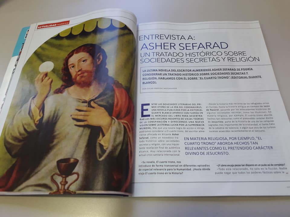 Entrevista en la revista de historia Clío. La prensa interesada por #elcuartotrono, una #novelanegra de acción, #misterio y aventuras, con importantes revelaciones, de 
<a href="/BlancoEditorial/">Editorial Guante Blanco</a>. A la venta en librerías, Amazon, editorialguanteblanco.com y ashersefarad.com.