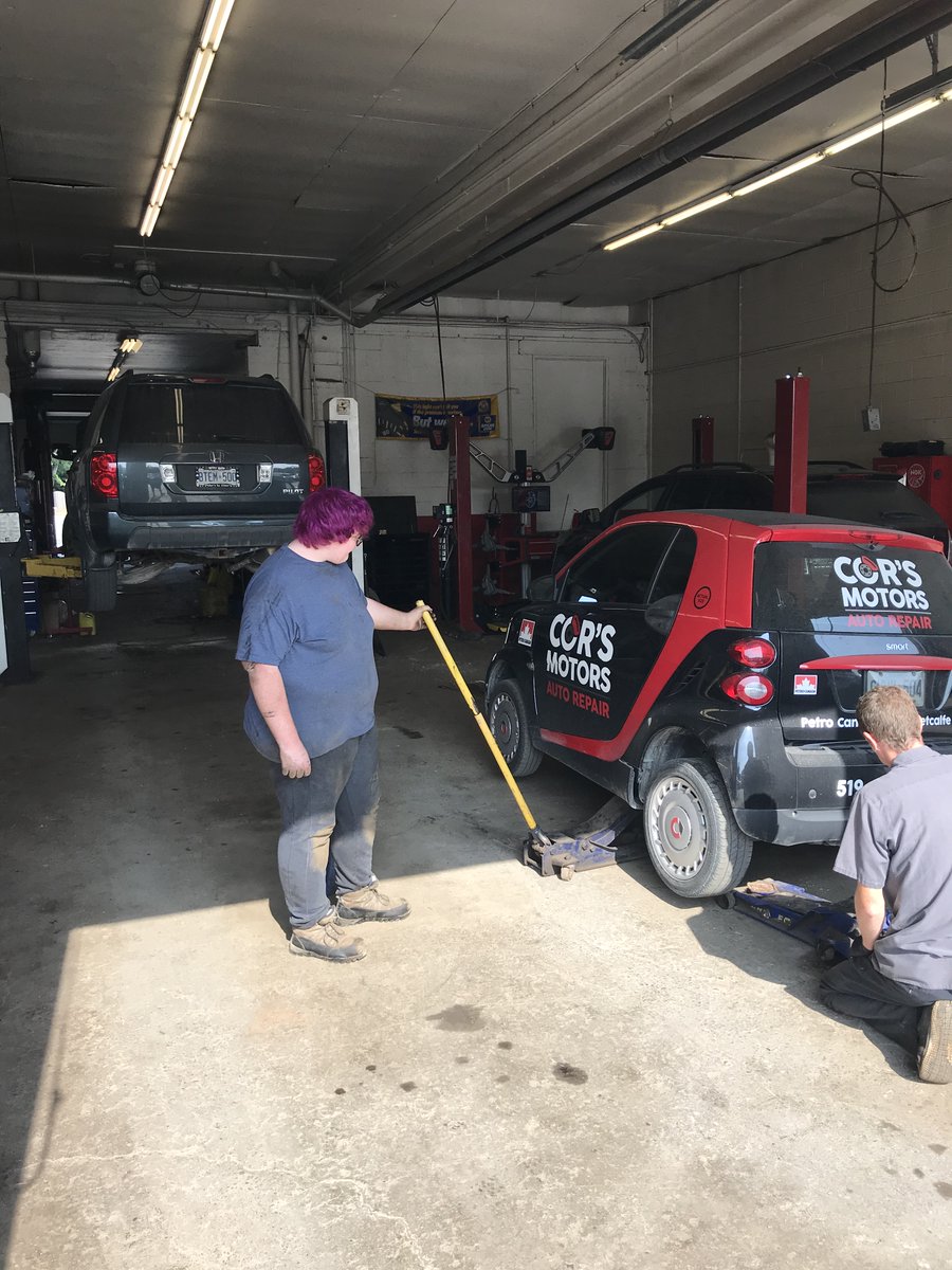S_Greg_Burns's tweet photo. Thanks to Cor's Motors Ltd for helping Andrew learn more about a career in automotive service. We love seeing co-op students learn from former co-op students. #SDCICOOP #skilledtrades #Oyap https://t.co/f5N6v4wr6I