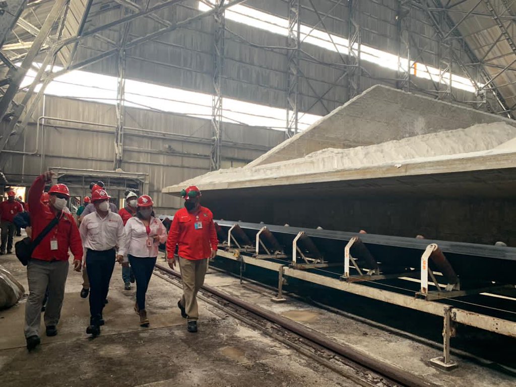 douglasavila644's tweet photo. @TellecheaRuiz : En el Oriente del país se realiza la inspección de las condiciones de la cabina de manejo de Urea desde el Complejo José Antonio Anzoátegui. 
@TareckPSUV
@drodriven2 https://t.co/3cZgzFAeDY