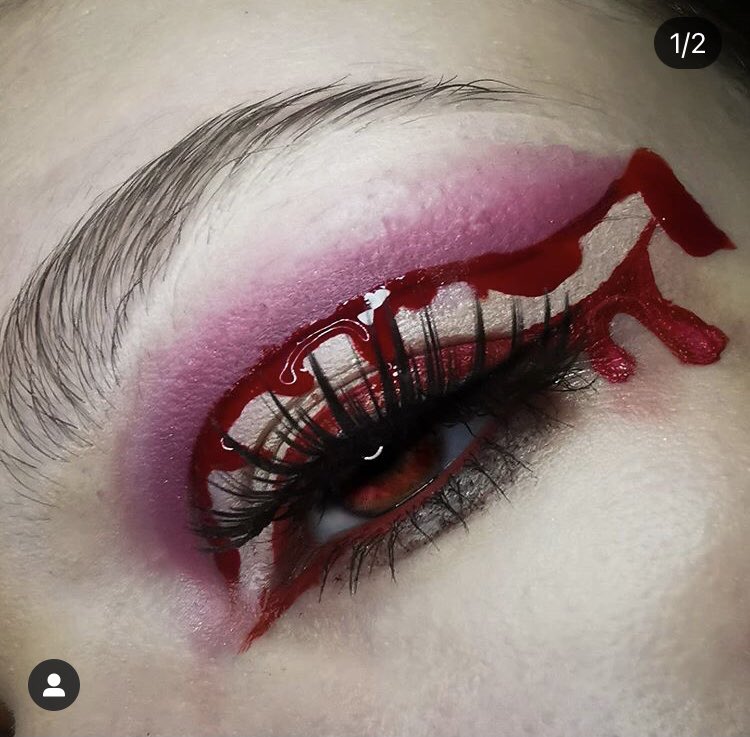 Luciecrpntr's tweet photo. Je vous partage les maquillages de ma soeur parce qu’elle est trop chaud, je compte sur vous pour rt au max et la faire percer sur son insta les copains merci:)) ➡️https://t.co/WwXBxZghaf https://t.co/HoCaWQ16JB