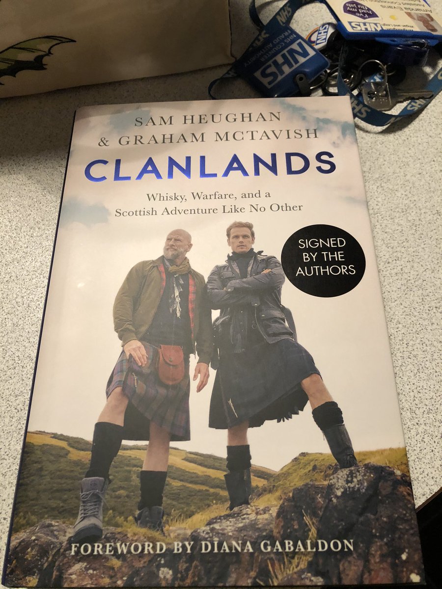 Woop woop super excited for my new bedtime companion, this was waiting for me when I got home from work 😍❤️🤓👀📔<a href="/SamHeughan/">Sam Heughan</a> <a href="/grahammctavish/">.</a>