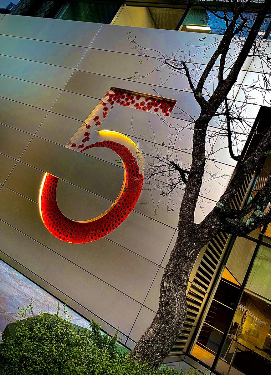 alex_kidd1985's tweet photo. A day interviewing candidates for a role and time flew by so quick 😅 time for today's snapshot of life 📸 'Poppies' 'Picture House' 'Going Up' & 'Aim' 📸 #5Broadgate #poppyappeal2020 #EverymanBroadgate #Cinema #Spotlight #RoyalArsenal #No1street #Woolwich #Photography https://t.co/qcS2NyFKaU