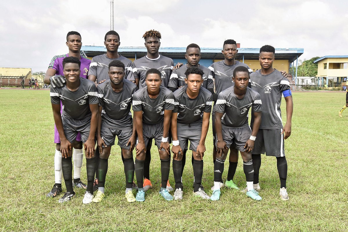 sunsel_fc's tweet photo. Moments when #goats🐐 made things happen
@sunselfc 2 : @rollyfc_official 1
Ughelli Pre-Season Cup 🏆
#NPFLTransfer #npfl #football
@SportsBMH
@springsoca_qns
@afgrassports
@KFCIFE
@UdalaFCU
@official_gidado
@Olhanfa
@Royaltoms_IFA
@HandsFootball
@BraveheartsUtd https://t.co/7CumA4yQHM