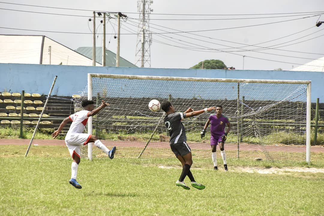 sunsel_fc's tweet photo. Moments when #goats🐐 made things happen
@sunselfc 2 : @rollyfc_official 1
Ughelli Pre-Season Cup 🏆
#NPFLTransfer #npfl #football
@SportsBMH
@springsoca_qns
@afgrassports
@KFCIFE
@UdalaFCU
@official_gidado
@Olhanfa
@Royaltoms_IFA
@HandsFootball
@BraveheartsUtd https://t.co/7CumA4yQHM