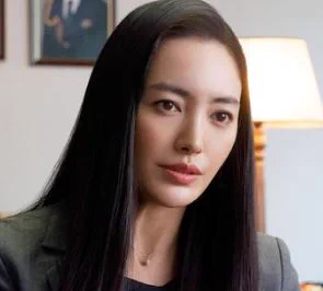 @satoemon2020 参考資料にどうぞ。
仲間由紀恵(41)
蛯原友里(41)
国仲涼子(41)
女性陣も奇跡の41歳。 