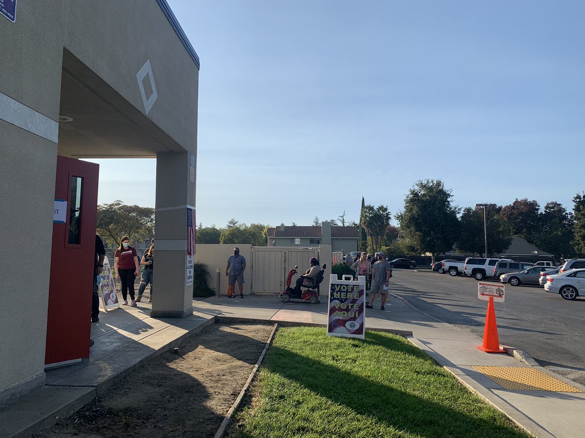 hormetic's tweet photo. I’ve joined up with https://t.co/GcKGzcwyCP #ElectionDefense is a nonpartisan group dedicated to making sure everyone observes the laws to #MakeEveryVoteCount 
In the #sanJoaquin valley there’s also occasional #partisan observers
I feel calm #HopefullyBored https://t.co/3j97ndG9yf