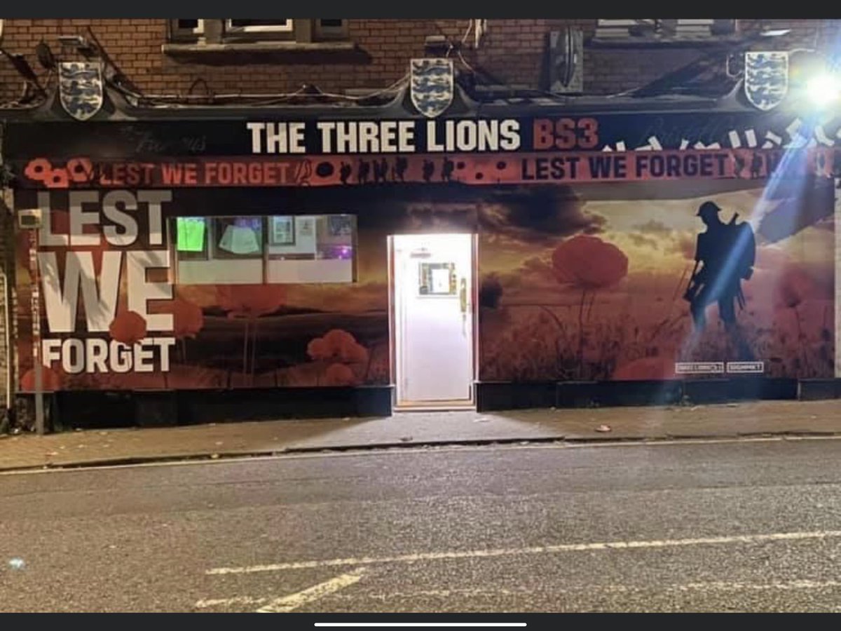 thedonbs3's tweet image. We are being harassed by BRISTOL CITY COUNCIL I WANDER WHY ? AS THEY SAID THIS OFFENDS PEOPLE. WELL THE FACT PEOPLE WILL NOT SUPPORT OUR FALLEN OFFENDS ME 
SHAME ON YOU AS A COUNCIL BUT MORE SO AS INDIVIDUALS