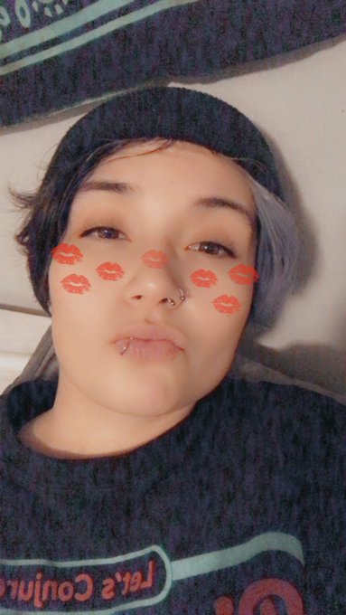 Im fucking bored https://t.co/Kq6Wzm4I7U<a href="/tag/newprofilepic"class="tags"><span>#newprofilepic</span></a>