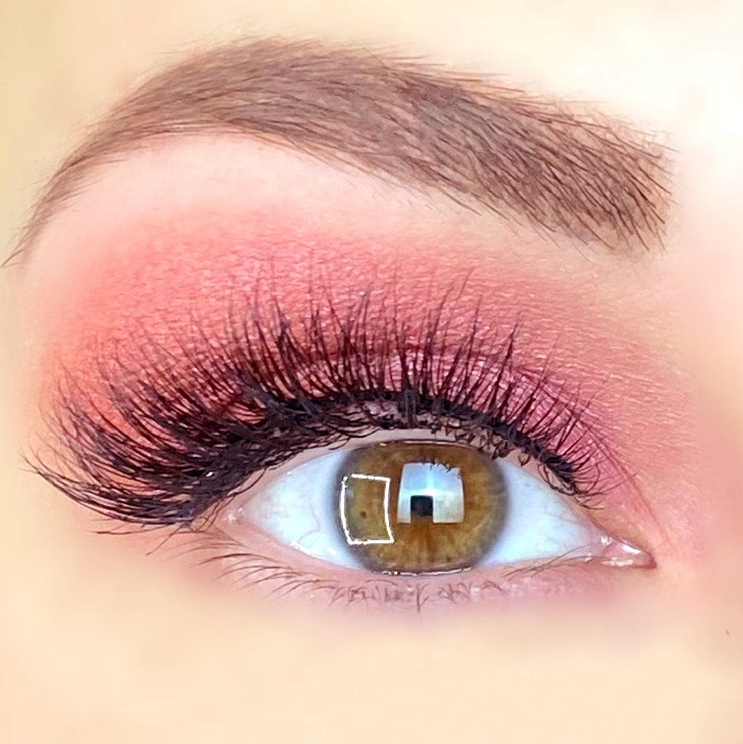 senegence's tweet photo. Be tickled pink this season with Bella Shimmer ShadowSense 💗 This beautiful pink shade looks gorgeous when worn alone or paired with other pinks.
 
How do you wear this standout hue?

Eye look by @glealahr 
 
#mysenelook #eyemakeup #eyelook #shadowsense #eyeshadow #pinkmakeup https://t.co/jI6HlxfEzy