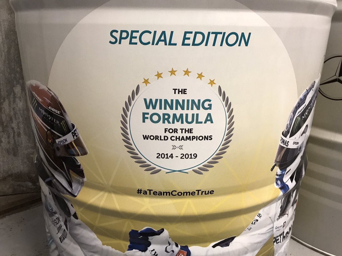 CaveStuff's tweet image. Oil barrel furniture... not sure what to do with this one, almost too nice to cut.