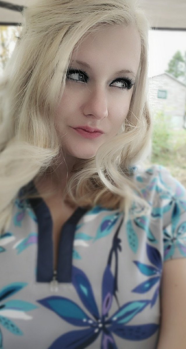 BlitzKristina's tweet photo. Although 99.8% of my content is secret with no face included, that allows my buyers to use their imagination. These are for the ones who'd perfer to know the face 💋
https://t.co/UqOqSdEQwq
#buyingcontent #sellingcontent #onlyfansgirl #onlyfans
The face behind the content made 🙈 https://t.co/iRiO8uW6FO