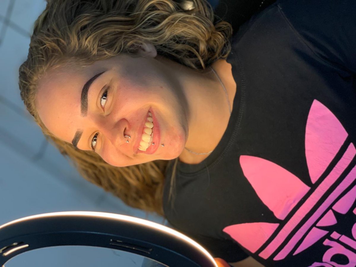 MaximoRayssa's tweet photo. A prática leva a perfeição, um dia eu chego lá..🥰🙌📏 https://t.co/NBXTtqeKId