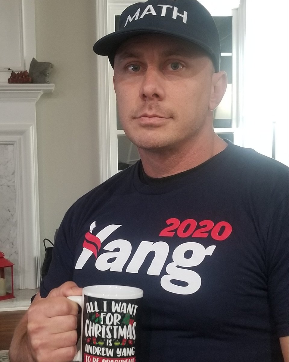 Educators4Yang 🧢 tweet media