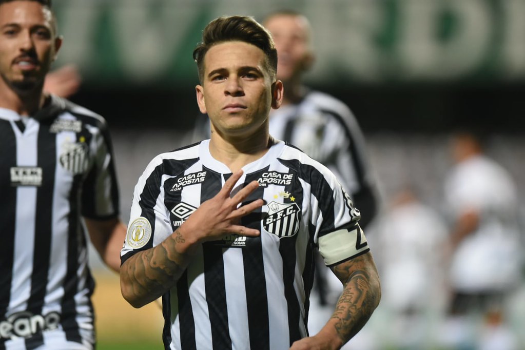 SantosFC's tweet photo. É DIA DE SANTOS, DIA DE COPA DE BRASIL, DIA DE JOGO DECISIVO! ⚪⚫⁣ https://t.co/9ed48C2T8F