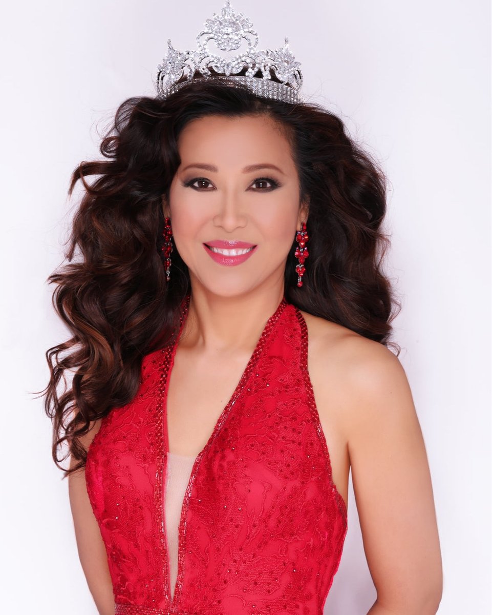 It is such an honor to be representing Illinois in the Mrs. America pageant.

#mrsamerica #dailyreminders #quotes #feminism #womenempowerment #mrsillinois #missamerica #Illinois #mrsamerica #missIllinois #mrsIllinois #chicago