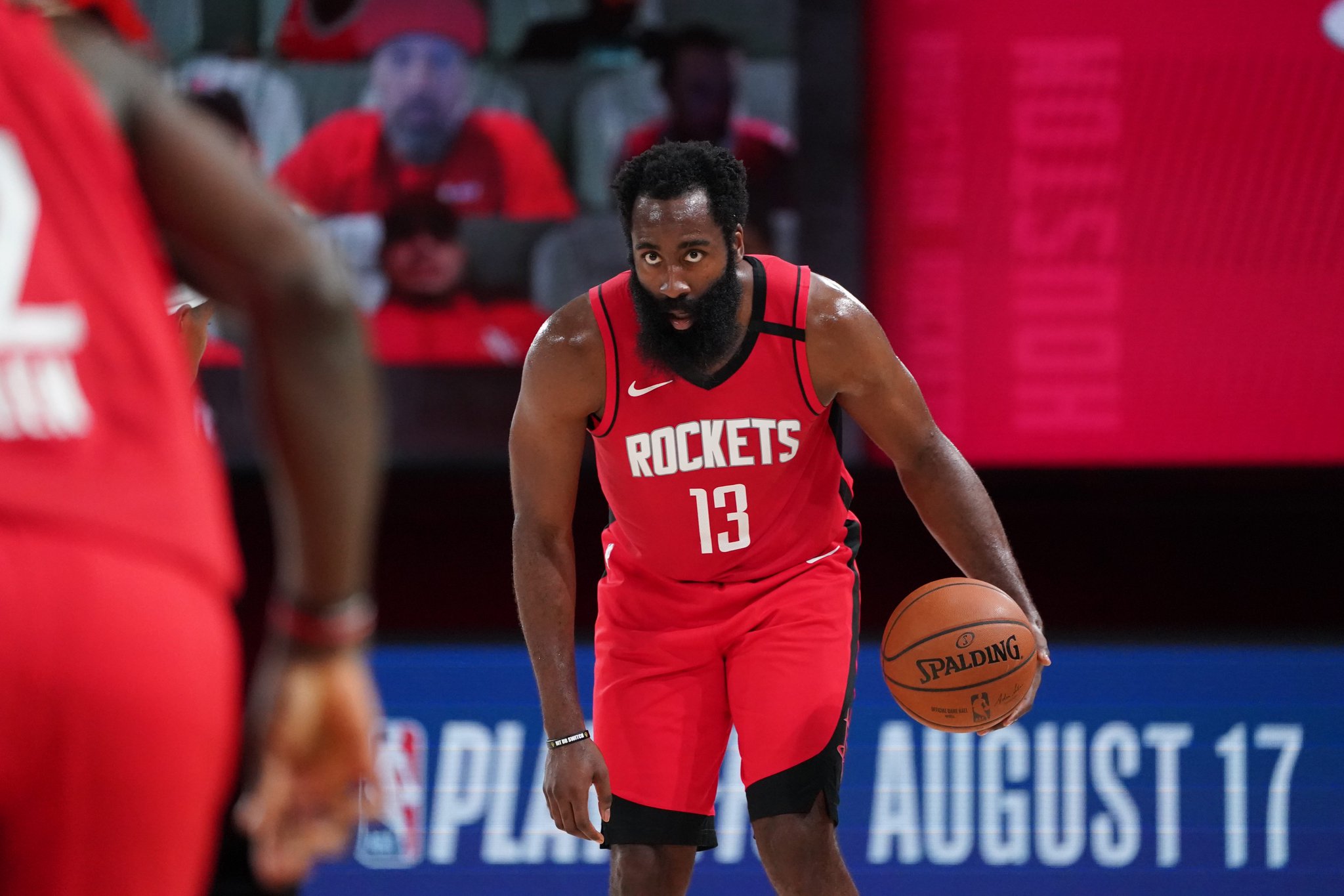 [情報] 七六人隊預計將追求 James Harden