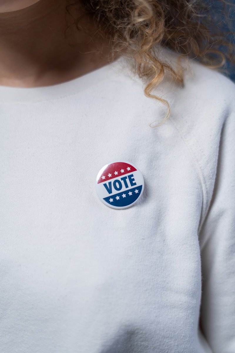 TheDrakeHouse's tweet photo. We are SO excited to celebrate with a current Drake Village resident as she has recently passed the United States citizenship qualifications and will be voting for the first time in the upcoming election.
She is SO thrill...
#TheDrakeHouse #BridgingHope #EndingHomelessness https://t.co/hZfWTJBnQS