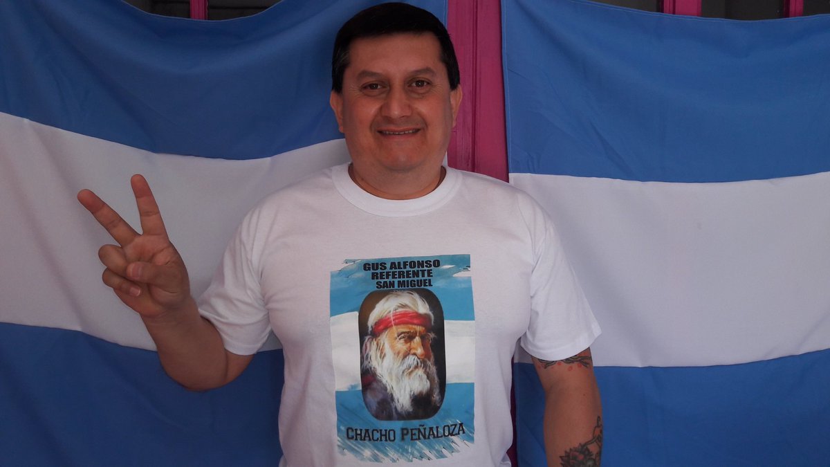 GusAlfonsoOk's tweet photo. Hoy nos reunimos con la referente de Evita San Miguel Claudia Borras y la referente del Movimiento Octubres Sonia Villalba, para hablar sobre la situación actual de #SanMiguel y como salir adelante post pandemia, entre todos.
Como referente de San Miguel de la Chacho Peñaloza✌❤ https://t.co/fF4O06JjZV