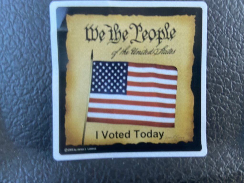 ckstacy1's tweet image. STRAIGHT DONALDS!