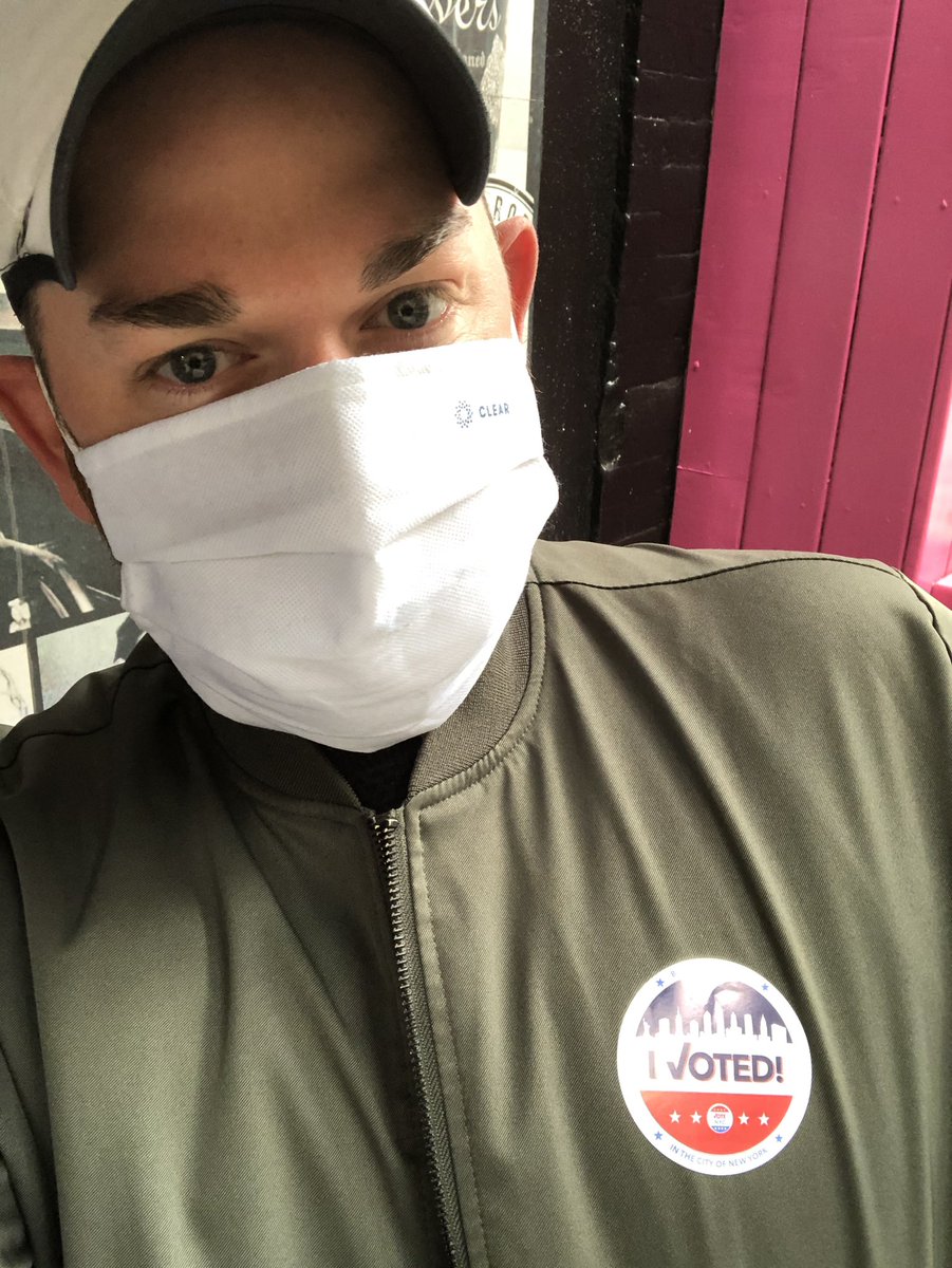 FrankSpadafora's tweet image. I love voting so fucking much. #vote #BidenHarris2020