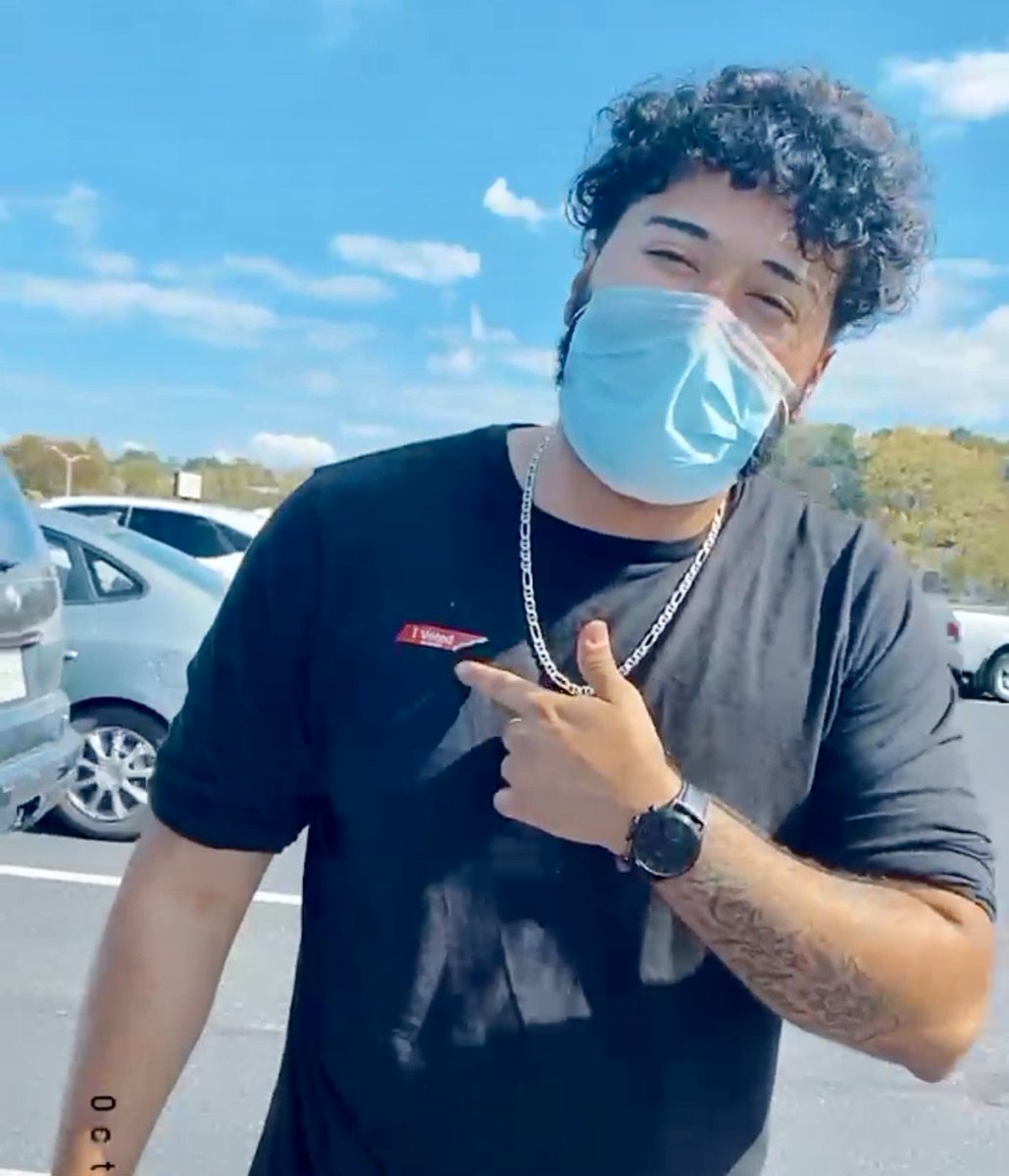 ME4UT VOTES!!!

Here are even MORE of our members who are actively participating in the 2020 election by encouraging and motivating students, friends, and families to go out and VOTE TODAY‼️

Be Like Kiandra, Zaria, Rachael, and Sway‼️

Become a VOTER TODAY🧡

Be Safe and #GBO 🍊