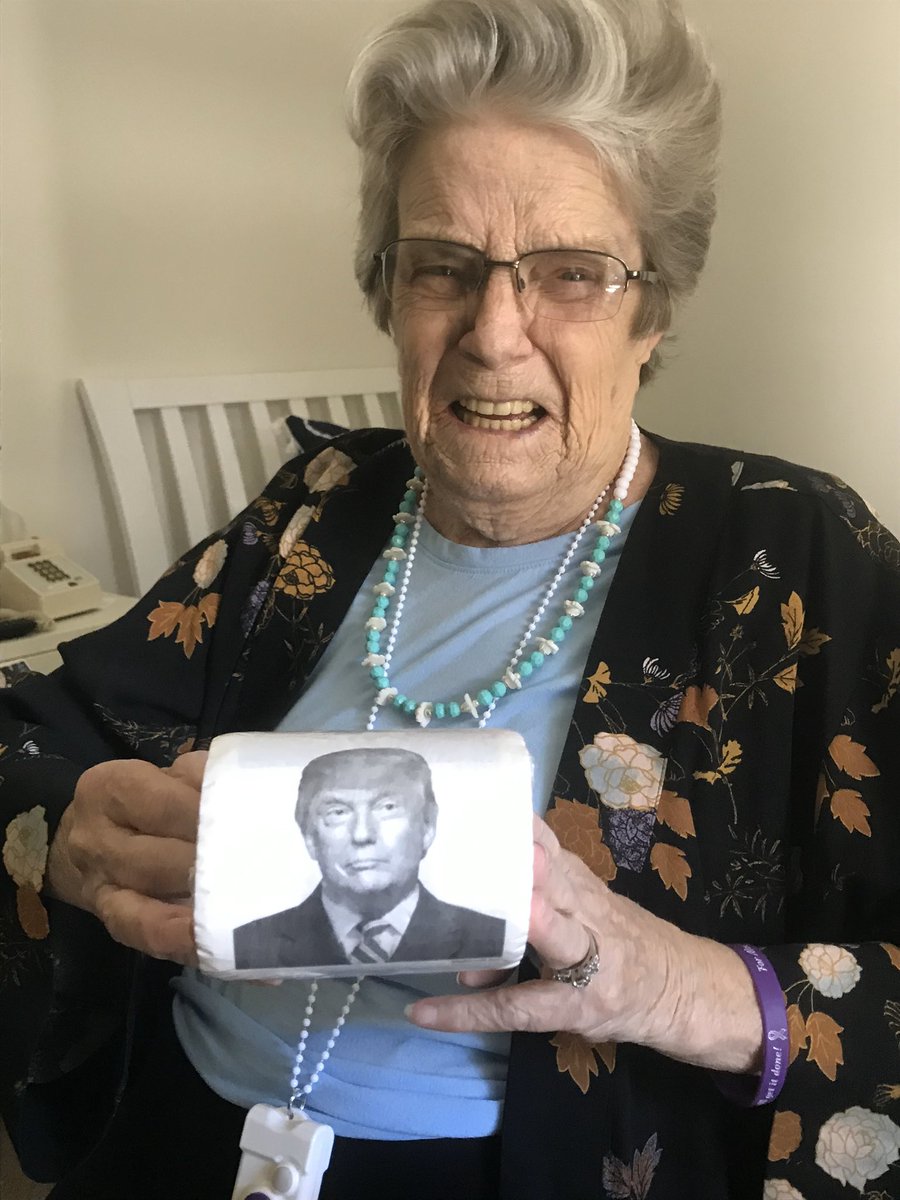 @SenSchumer My 91 year old mom! Guess who she voted for? 🥰