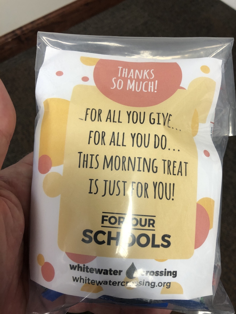 Thank you <a href="/WhitewaterOhio/">Whitewater Crossing</a> for the motivation notes and snacks provided to each our our staff members. The words of encouragement keep us striving to provide academic excellence to our students. #LburgHOPE #LburgUnity