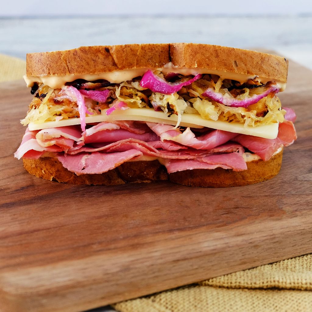 This is the last week to order these specials! Get them before they’re gone!
#salads #sandwiches #blat #cornedbeef #ingallinas #fresh #delicious #yummy