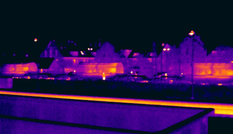 StephanNeitzel's tweet photo. #Castor2020 strahlend schön durch #hude Richtung #bremen #castortransport Das Gelingen der #Energiewende ist wichtig, ist möglich und bietet auch neue Perspektiven. Für Sie und unser #Klima https://t.co/9SQBajThYp