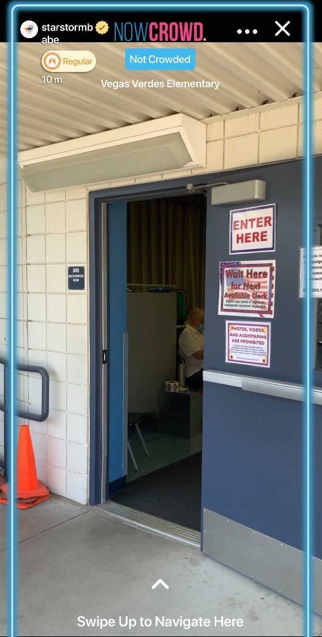 TylersssR's tweet photo. @News3LV @news3lv I noticed, @NowCrowdApp already has hundreds of videos and photos uploaded of lines/waits of all LV polling sites today! Check out the photo below I saw at Vegas Verde Elementary, no line or wait! You gotta download the app, find one local to you with no line, and vote! https://t.co/PLN5cmAR2B