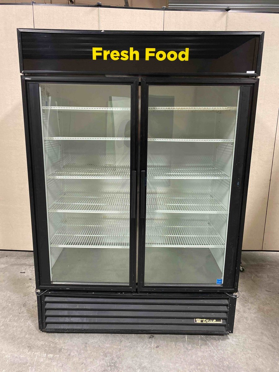topshopauctions's tweet photo. TRUE GLASS DOOR COOLERS & FREEZER!! ALL WORKING & CLEAN UNITS ENDING ON #AUCTION THURSDAY NOV. 5TH AT 8PM CST. CLICK HERE TO VIEW:
https://t.co/8jSr4aPjD0
#somethingforeveryone #goinggoinggone #bidfta #letsgetstarted #surplusgoods #restaurantequipment #nsmeyourpriceonanything https://t.co/4P0SWpffrt
