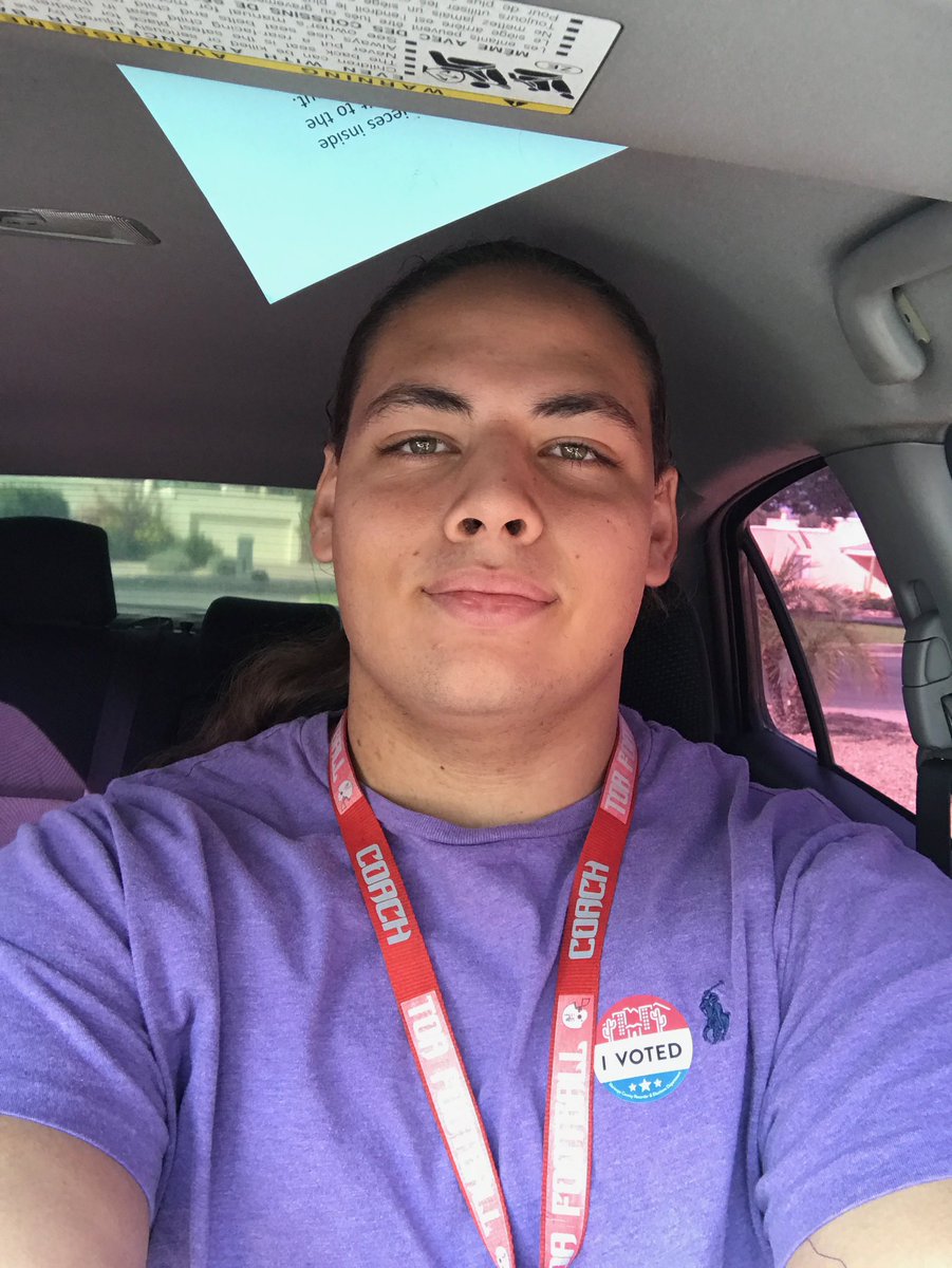 jandjpowell1007's tweet photo. @MikaeleFuamatu Proud of you young man! 😘👍 https://t.co/07dxIqVAnc