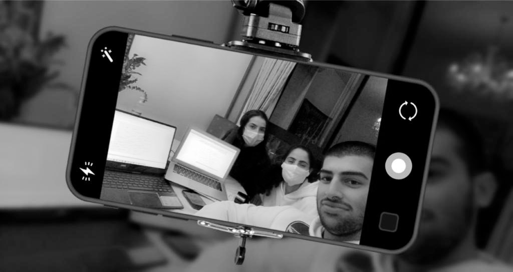 JadHachem256B's tweet photo. Hard work soon pays off. Working on some calculations for our interviews 🧮➗➕  #ENGL256D https://t.co/9IeSjxcYDp