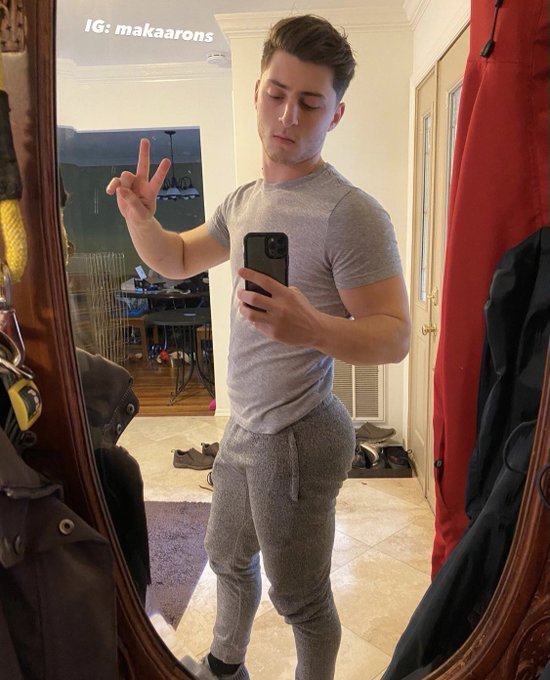 V is for vagina. I mean VOTE** ..get out and vote! Stay safe🖤 https://t.co/x5394DDOkf