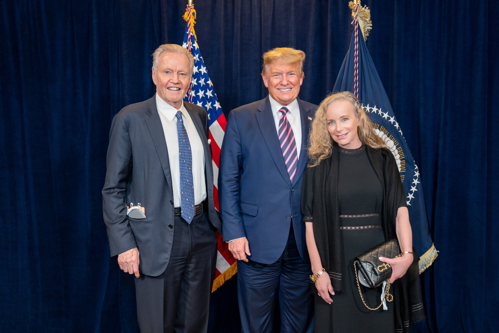 Bonnie Paul On Twitter We Pray For Realdonaldtrump And For This Land Of The Free We Ask God To Light Up The Skies And We Ask For Truths To Prevail And May Co wrote childhood sweethearts with randy travis. bonnie paul on twitter we pray for