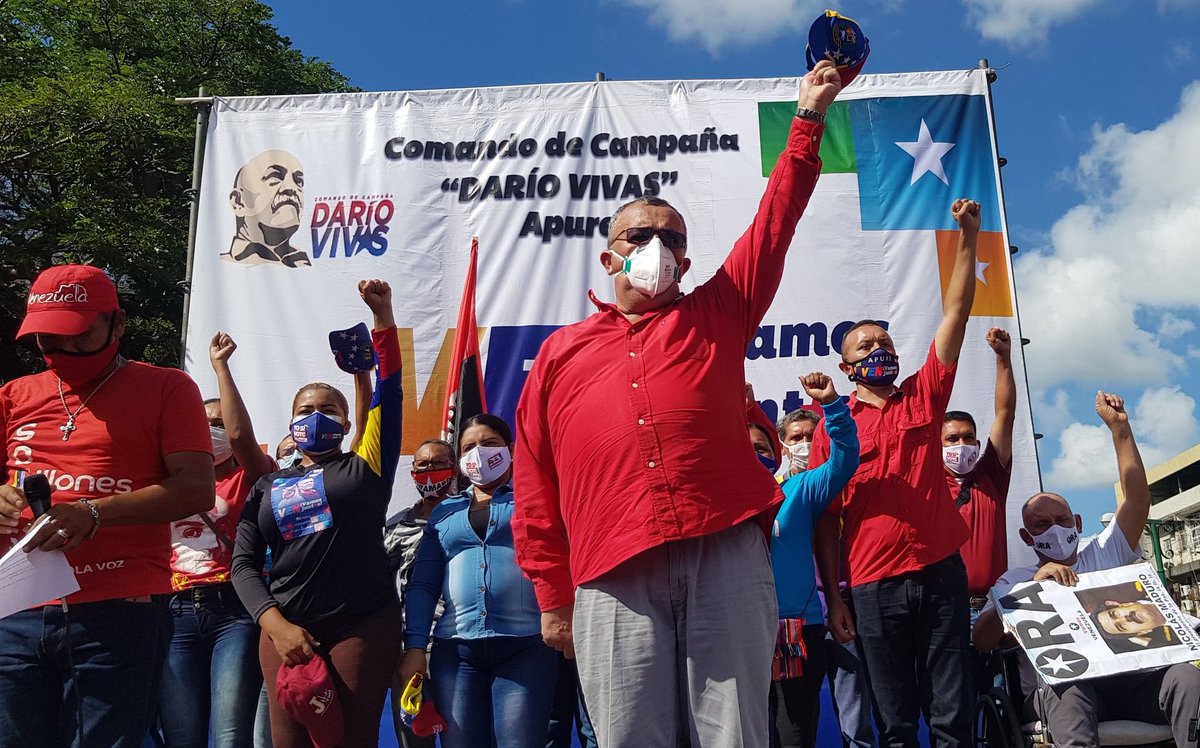 Gob_ApureVE's tweet photo. #CambiemosLaAsamblea 

Con alegría y entusiasmo pueblo de #Apure arrancó la campaña electoral por el rescate de la Asamblea Nacional 

¡VEN Vamos Juntos! 

@NicolasMaduro 
@PartidoPSUV https://t.co/vnnKdiUIrk