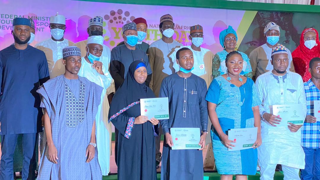 ifrique's tweet photo. With minister of FCT representing the president, state education, women affairs, humanitarian affairs, youth &amp; sports, mines &amp; steel, science &amp; tech, environment, , rep of speaker house of reps https://t.co/6Phg0dprBN