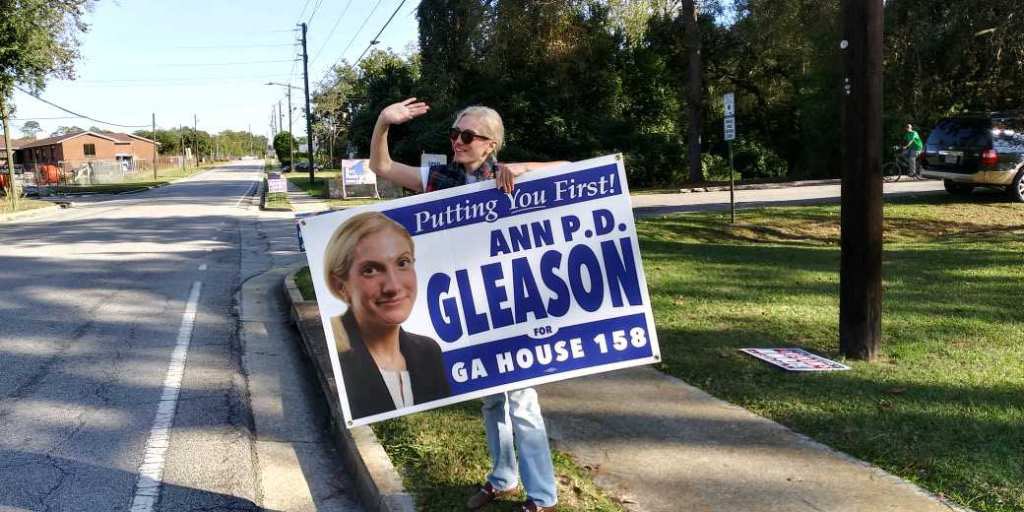 gleasonforga's tweet photo. In #Statesboro this Election Day waving at voters. Always enjoy getting the supportive honks. Love ya #BullochCounty ! https://t.co/WAIrBx3Dw6