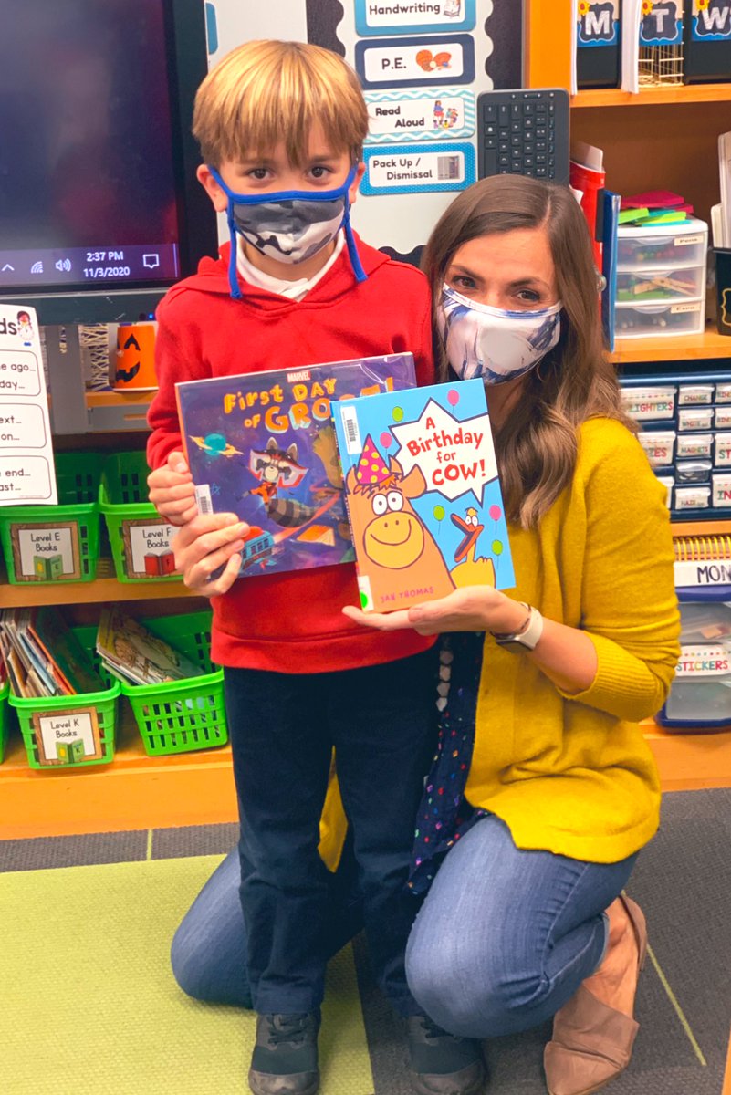 mmfshults's tweet photo. What a treat when your parent is also a teacher on campus so she gets to come into the classroom to be the #1Fguestreader today! Thank you @neuschafer_gses for both your stories.📚 #1Fgses @gsesdallas https://t.co/ijuzud5F9Q