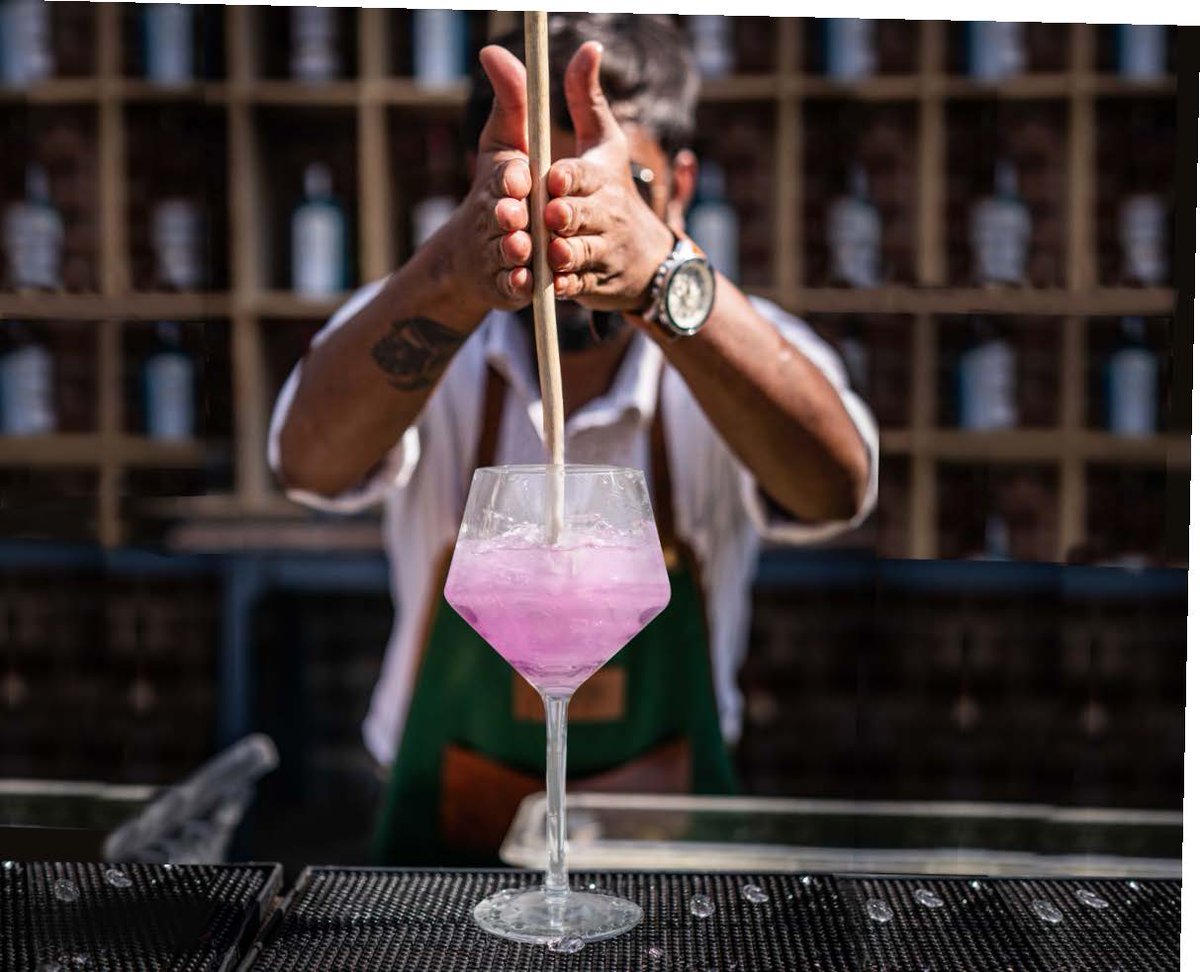 GETEnterprises's tweet photo. Pour, mix, shake &amp; stir your way around any bar menu with NEW Via barware! 

Made from highly durable Tritan, take this sleek collection outside or inside and never worry about broken glass. 

See the full brochure here: https://t.co/dIQFkJE3tW https://t.co/EqQkENnKbL