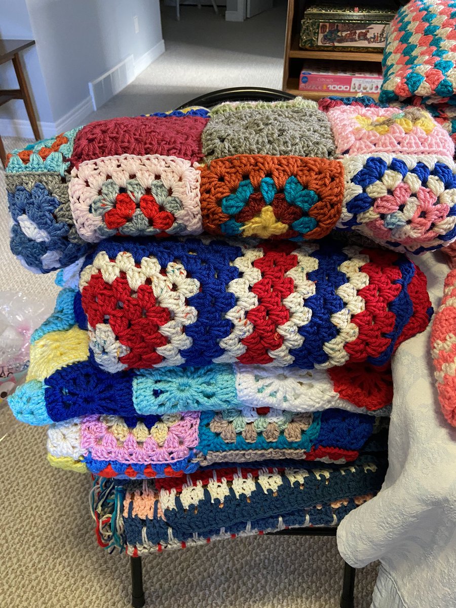 TDotGayCop's tweet image. My 90 yr old grandmother recently knitted all of this for our officers to give away to those families they find in need. One instalment. There is more. These are the values I was raised on. #OmaKnits #TheGreatestGeneration #CopsWhoCare