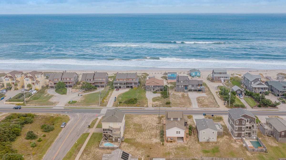 JoeLambRealty's tweet photo. Our Realtors can show you any home for sale on the OBX.... start your list today and give us a call 252-261-7721 ! 
https://t.co/vkaK8ENVnK https://t.co/E4axxBdxTj