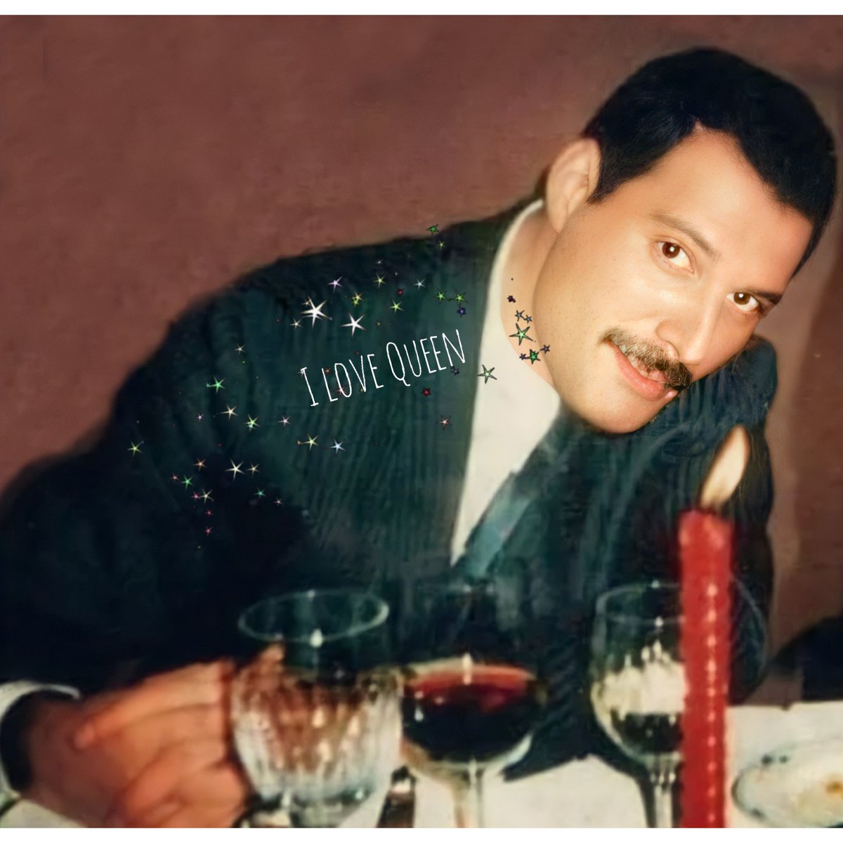 ILoveQueenFans's tweet photo. #FreddieMercury https://t.co/rYHRTys9sq