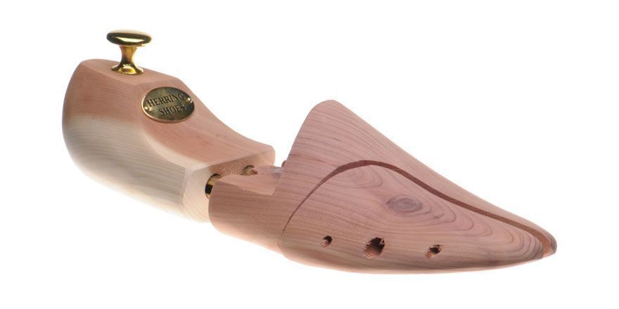 herringshoes's tweet photo. Shoe trees are not just an add-on sale, they are one of the most important purchases you can make to help prolong the life of your shoes and, more importantly, give your soles significantly more wear between re-soles: https://t.co/oJ8TrdbMIn #shoetrees https://t.co/j6ZjrW6U4O