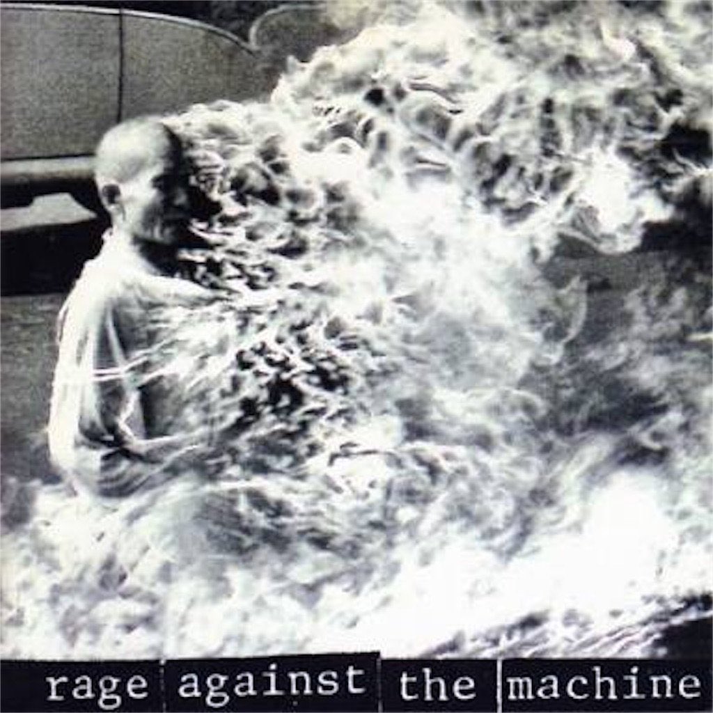 BonAguilarFM's tweet photo. #UnDíaComoHoy hace 26 años @RATM lanza su primer trabajo bautizado #RageAgainstTheMachine, escuchas el clásico #KillInTheName @MAXIMA1067FM #BonAppetit #FelizMartesATodos https://t.co/qabRJVjbbT